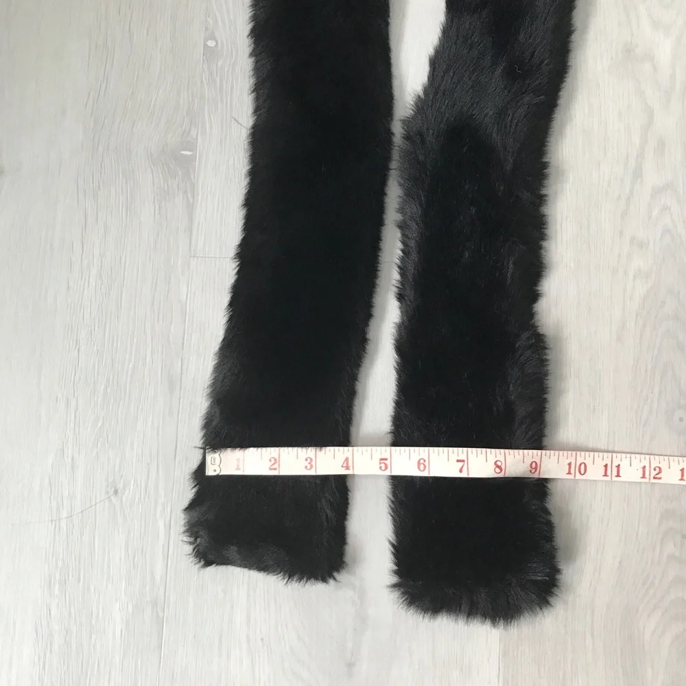 ARITZIA BABATON BLACK FAUX SCARF RECTANGLE WRAP